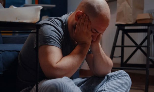 Erecciones dolorosas: causas, síntomas y tratamiento